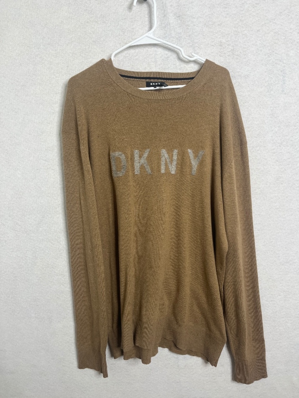 DKNY Logo Lightweight Knit Sweater Tan Brown Size XL